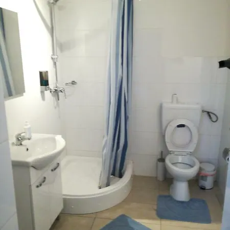 Royal Ii Πανσιόν