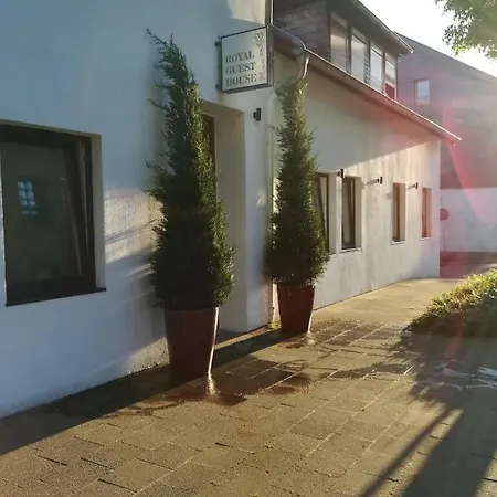 Gasthuis Royal Ii 3*