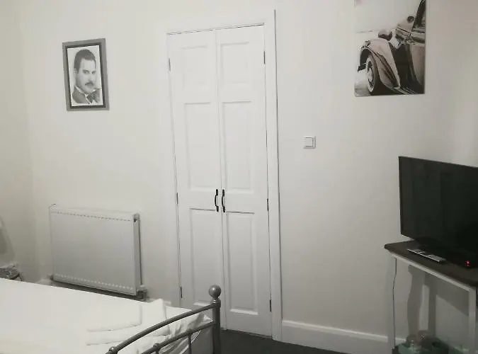 Πανσιόν Royal Ii 3*