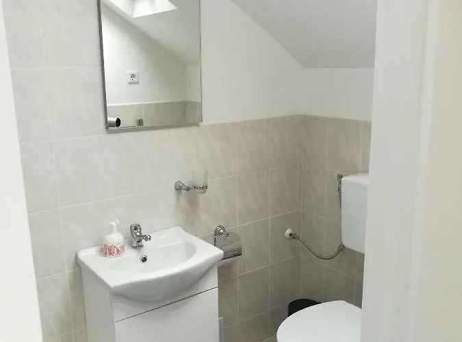 Royal Ii Πανσιόν 3*