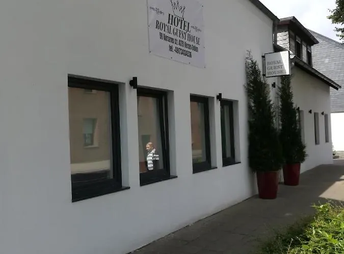 بيت ضيافة Royal Ii